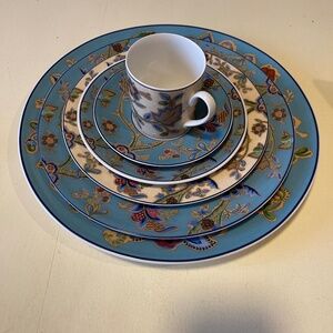 Versace Dinnerware with Charger